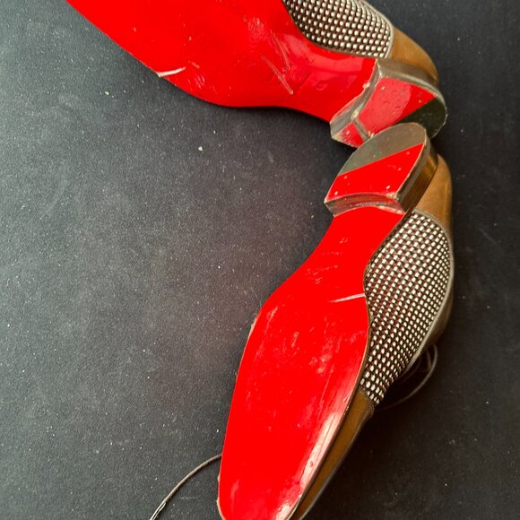 Brown Christian Louboutin Smooth Leather Oxford Shoes.  Size 41 - Picture 4 of 5